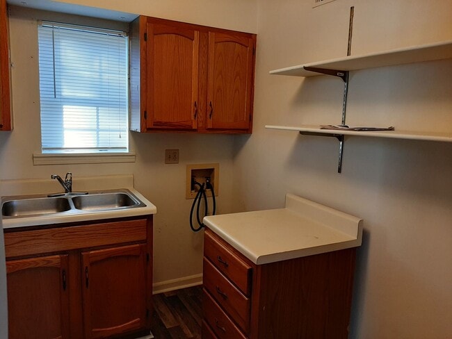 Photo - LEASED- 2 Br/1 Ba Downstairs Duplex @634 Van Buren St. in Heber Springs AR ($555 w/water+garbage)