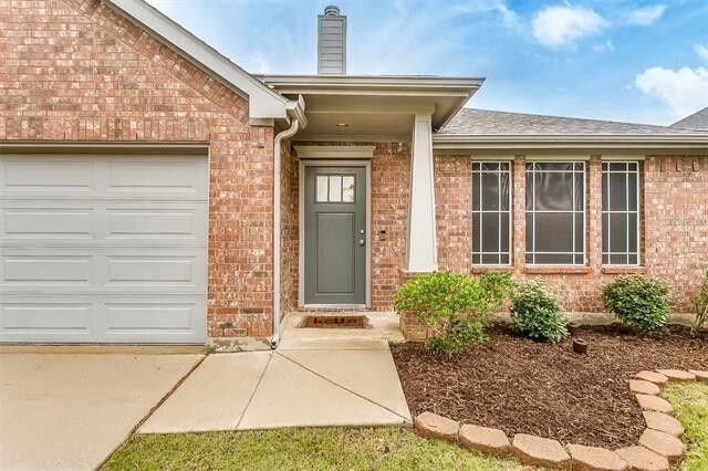 Photo - 2661 Calmwater Dr