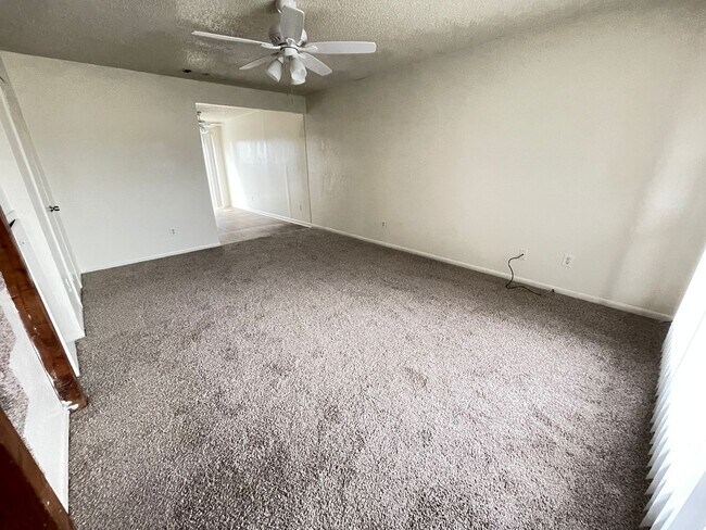 4408 Lake Rd