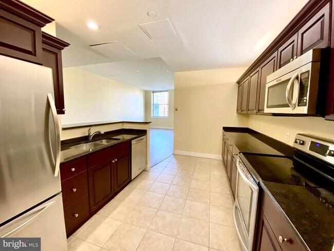 Photo - 1600 Arch St Unit 803