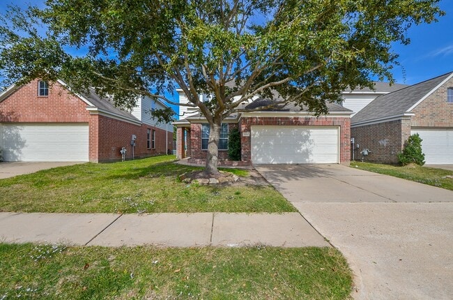 Building Photo - 18514 Alemarble Oak St