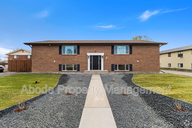 Building Photo - 138 Glenda Dr Unit 3 Rental