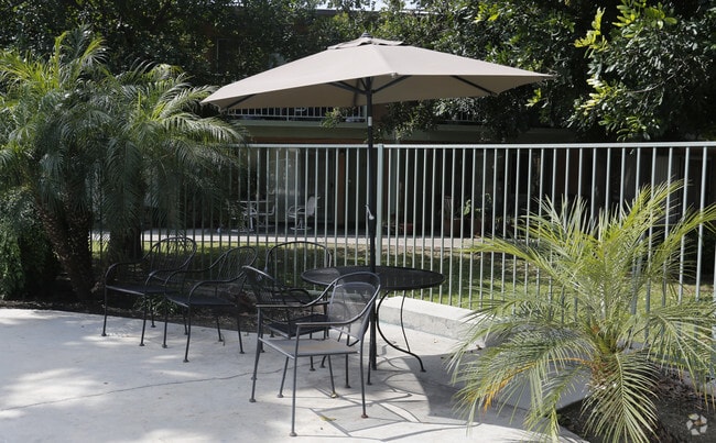 Patio - Mountain View