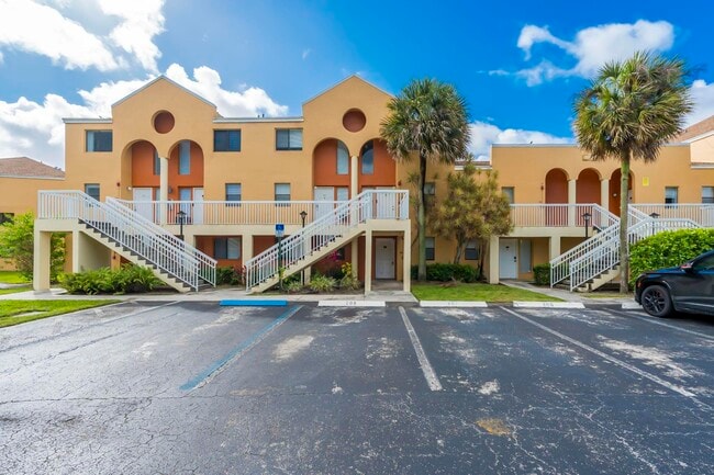 Building Photo - 5200 NW 31st Ave Unit 141