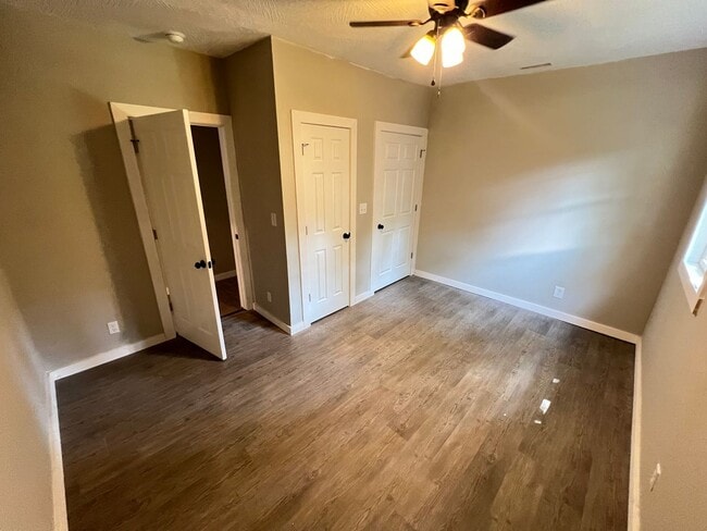 Photo - Newly Renovated 2 Bed, 2 Bath Duplex – Pet Friendly!