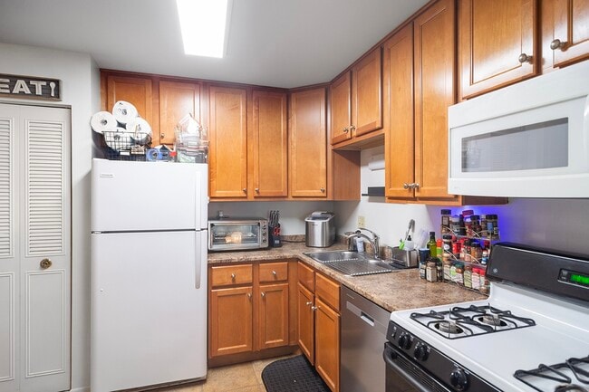 Photo - 4000 Bayside Dr Unit 206