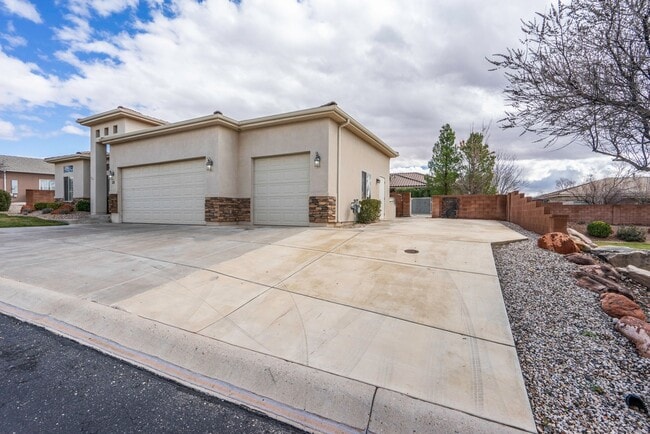Photo - Pet Friendly home in Painted Desert