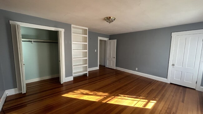 Photo - Cozy 3-Bed / 1-Bath Apartment in the Heart of Biddeford Unit Apt 2
