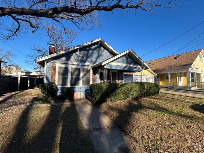 Building Photo - Cozy Baylor Living Rental