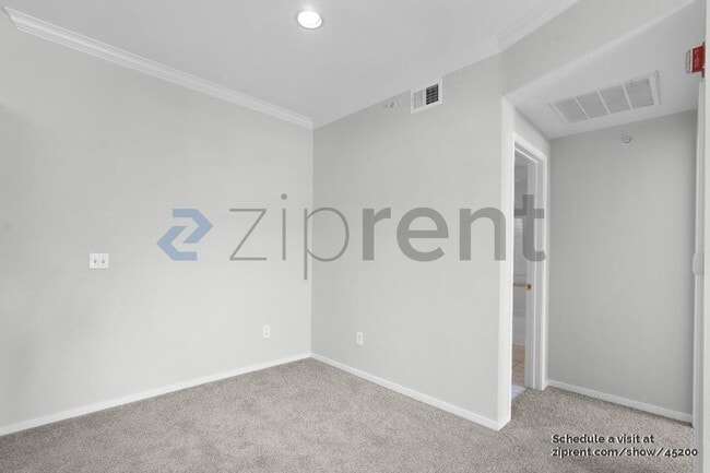 Photo - 701 Gibson Dr