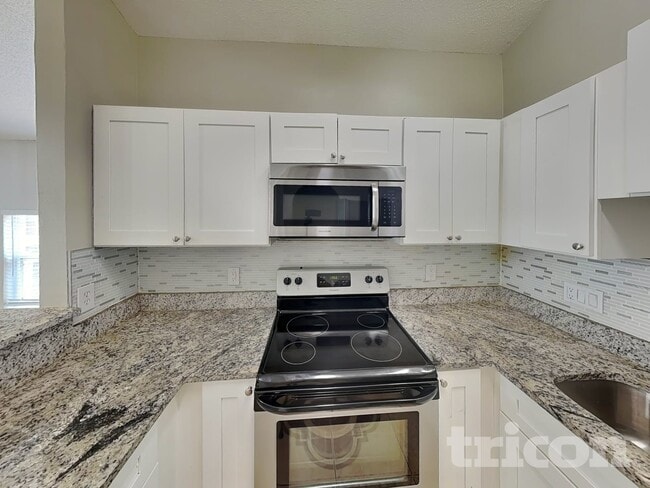 Photo - 12617 Parkbury Dr