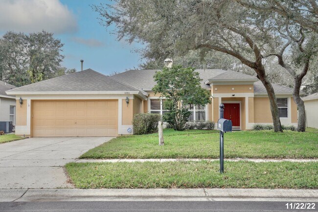Beautiful 3/2 Spacious Home with a Large B... - Beautiful 3/2 Spacious Home with a Large B...