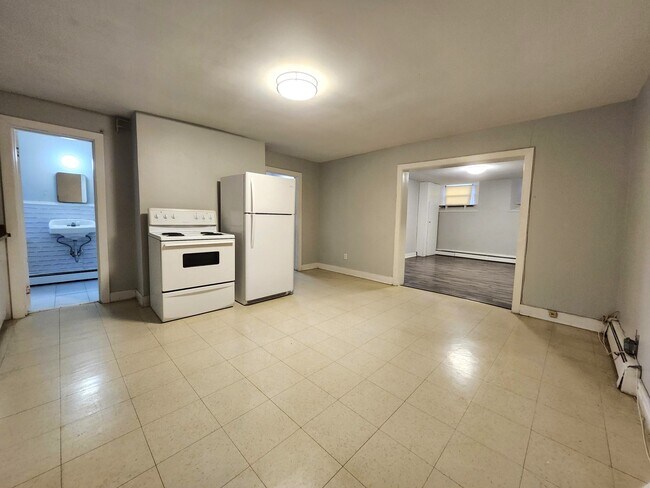 Photo - 23.5 Paddock St Unit 23.5-1