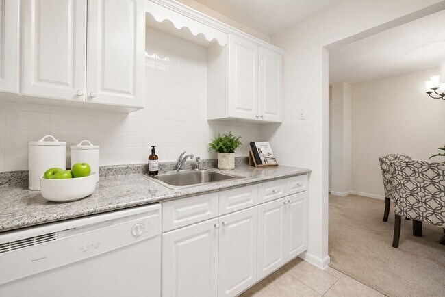 Photo - 50-56-56 Broadlawn Park Unit 414