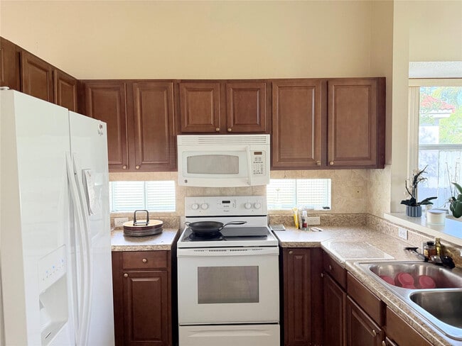 Photo - 4965 SW 153rd Ave