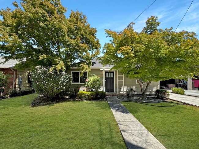 Building Photo - 445 Alviso St Rental