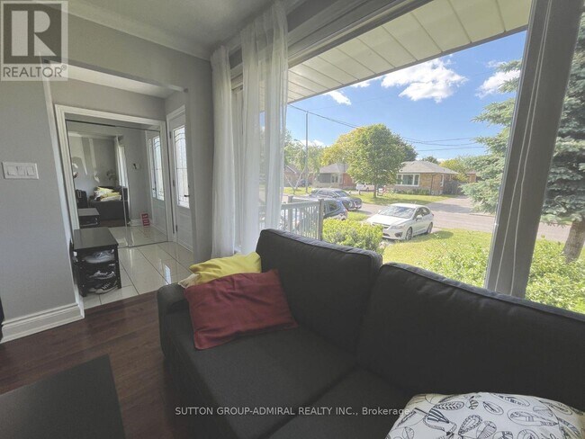 Photo - 81 Searle Ave
