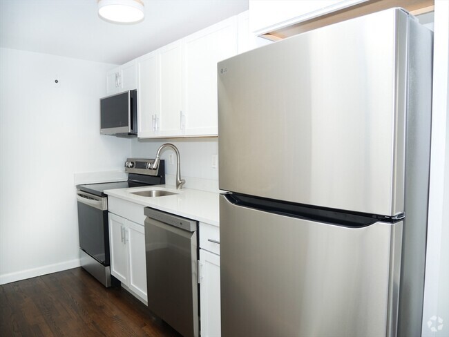 Building Photo - 43 Carlton St Unit 6 Rental
