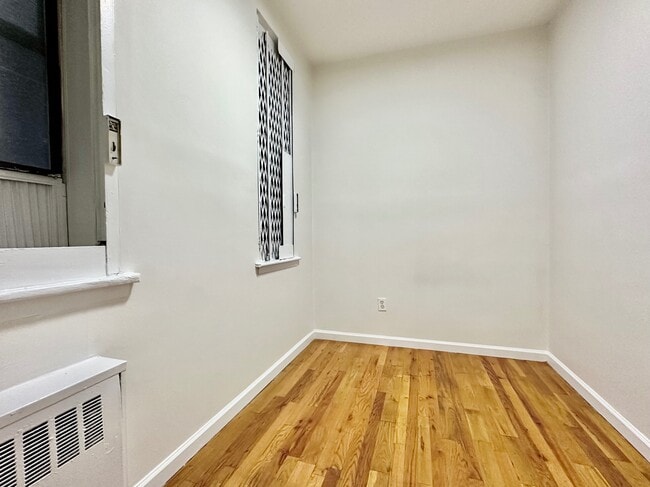 Photo - 953 Amsterdam Ave Unit 3B