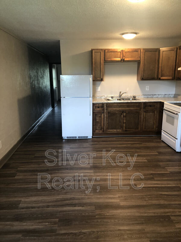 Photo - 1426-1432 Niles Ferry Rd Unit 8