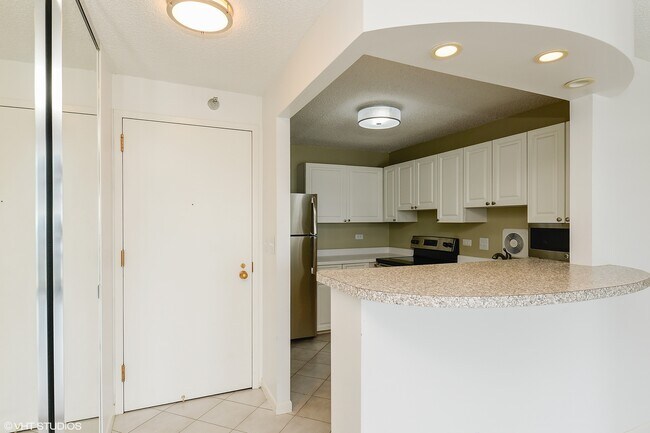 Photo - 111 W Maple St Unit 2711