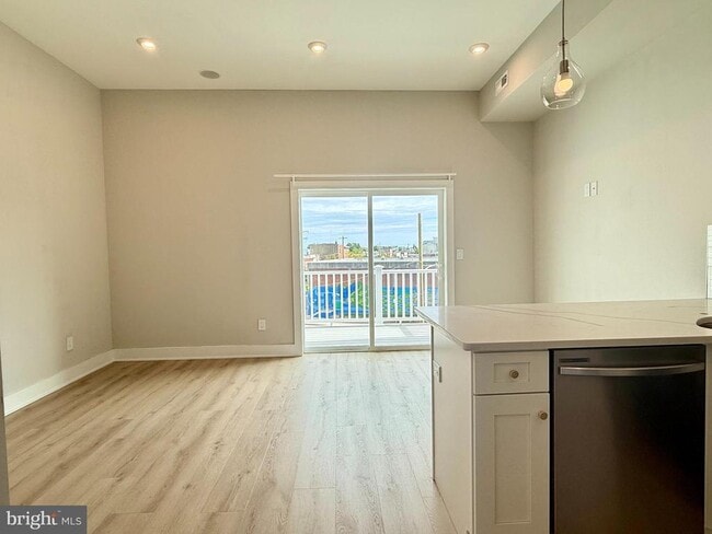 Photo - 2421 Frankford Ave Unit 3