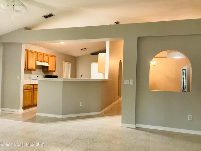 Photo - 2205 Myla Ln