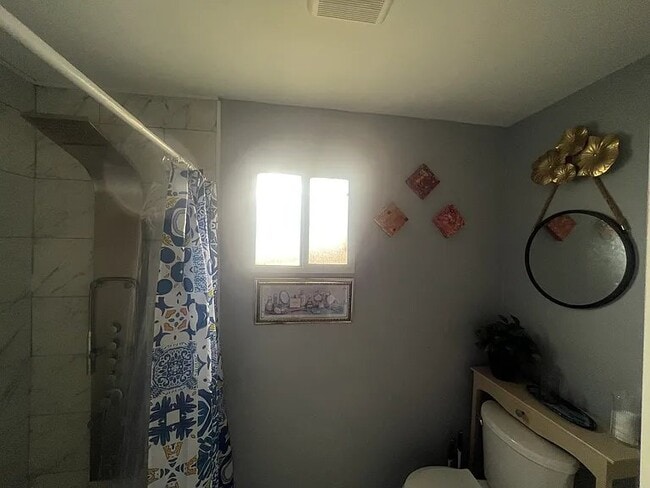 Photo - 5506 Warrington Dr