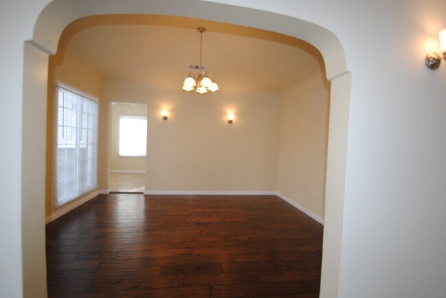 Photo - 9147 S Denker Ave