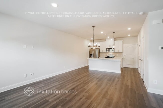 Photo - 102 Maybrook Dr