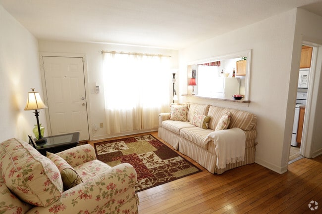 Living Room - Sewells Park