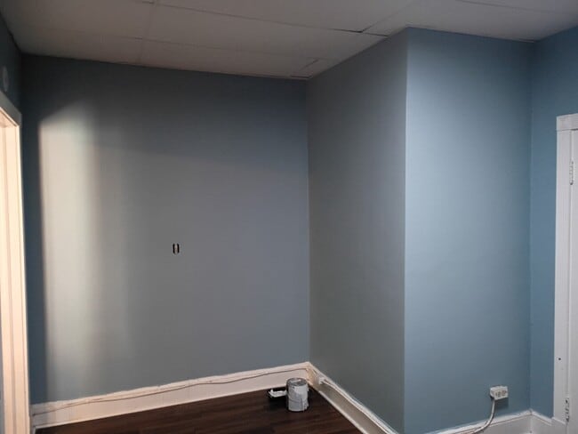Photo - 311 W King St