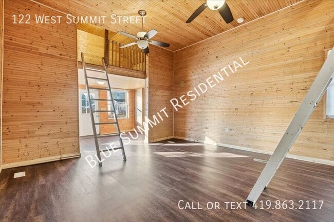 Photo - 122 W Summit St