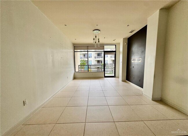 Photo - 17 Travis St Unit 213