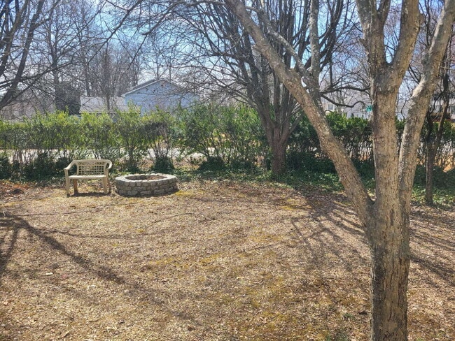 Photo - 3 BR, 2 BA Home with Garage and Fenced Yard