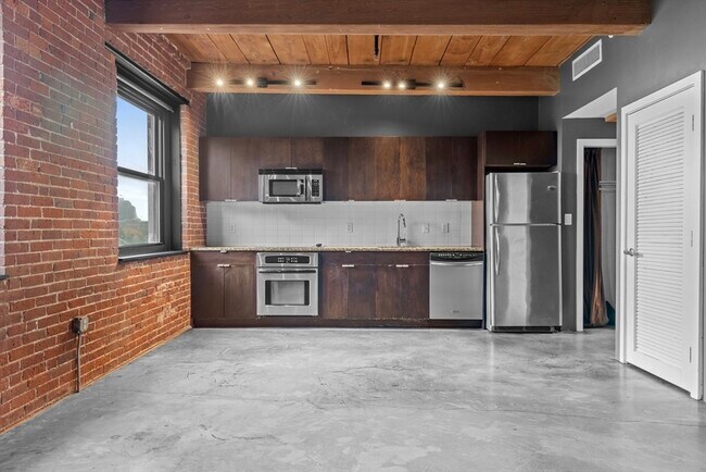 Photo - 90 Wareham St