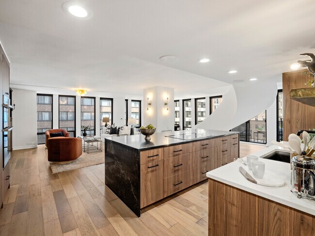 Photo - 200 E Delaware Pl Unit 8-9C
