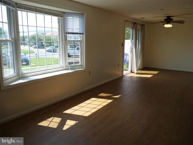 Photo - 1201 Danielle Dr