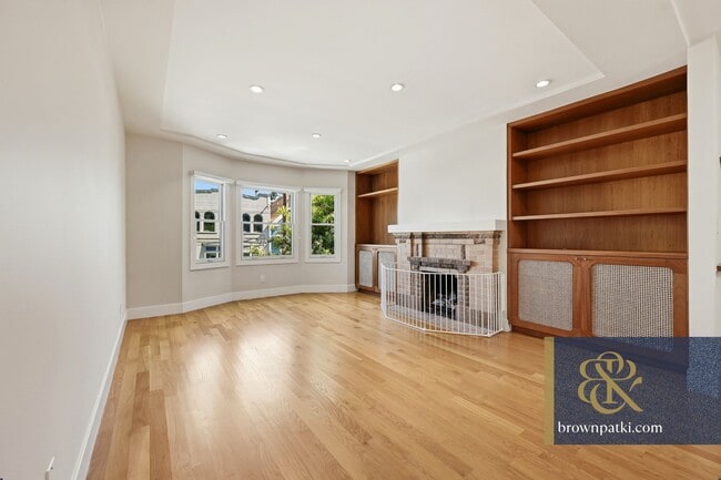 Photo - 362 Chenery St