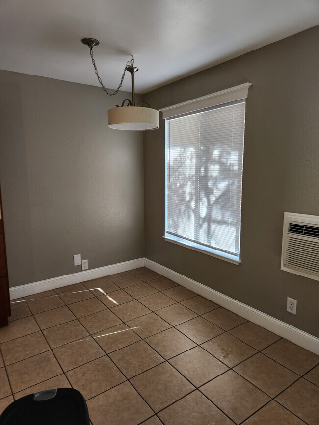 Photo - 400 S Saliman Rd Unidad H-62