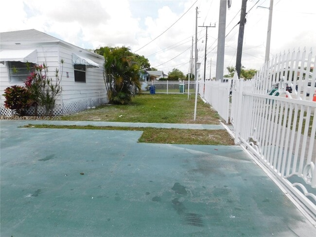 Photo - 2230 NW 58th St