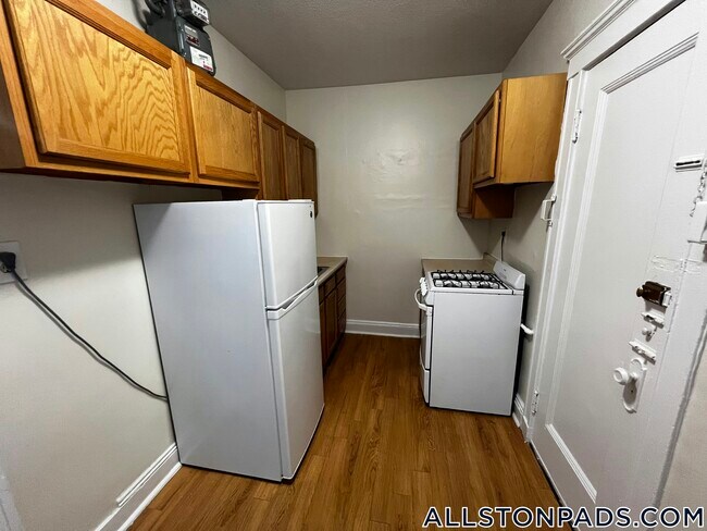 Photo - 109 Brainerd Rd Unidad 2