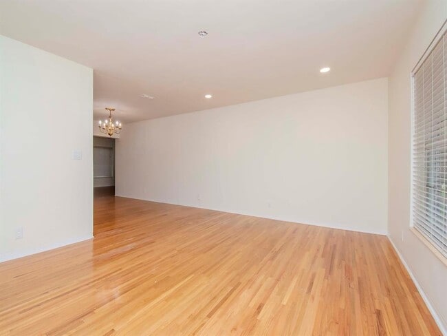 Photo - 4009 W Zelar St