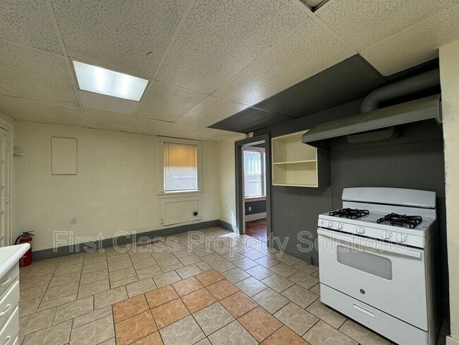 Photo - 1400 NW 22nd St