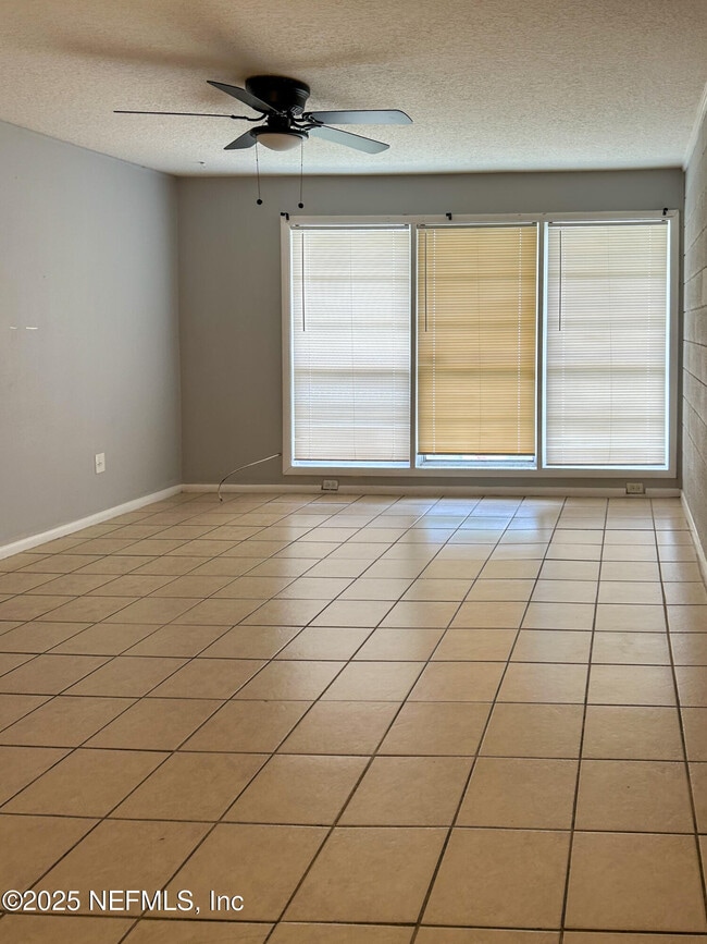 Photo - 1124 Woodruff Ave