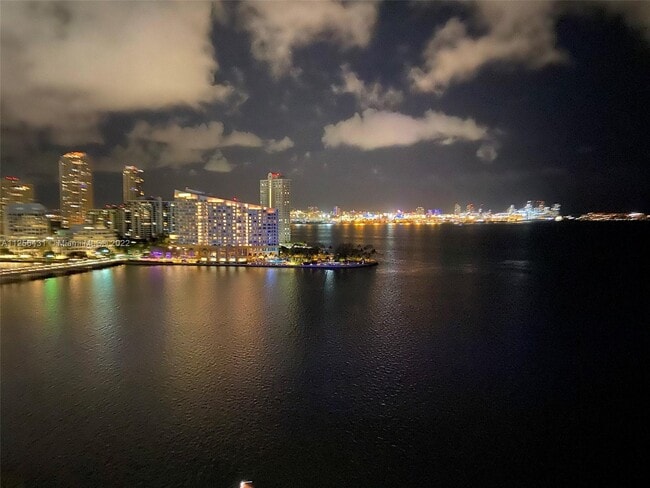 1808 - 1155 Brickell Bay Dr Unit 1808