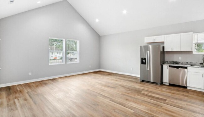 Photo - 1248 Herbert St