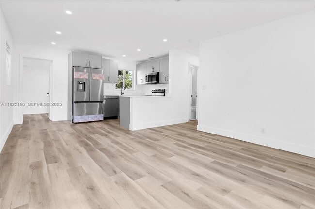 Photo - 6117 NW 27th St