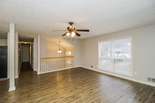 Photo - 48 Bethany Ct