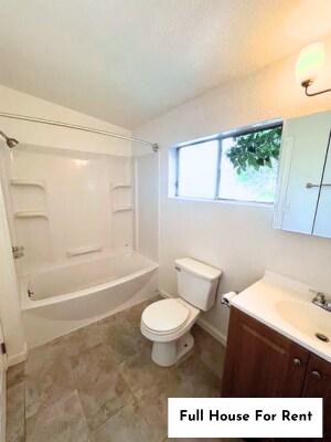 Photo - 3026 Division St